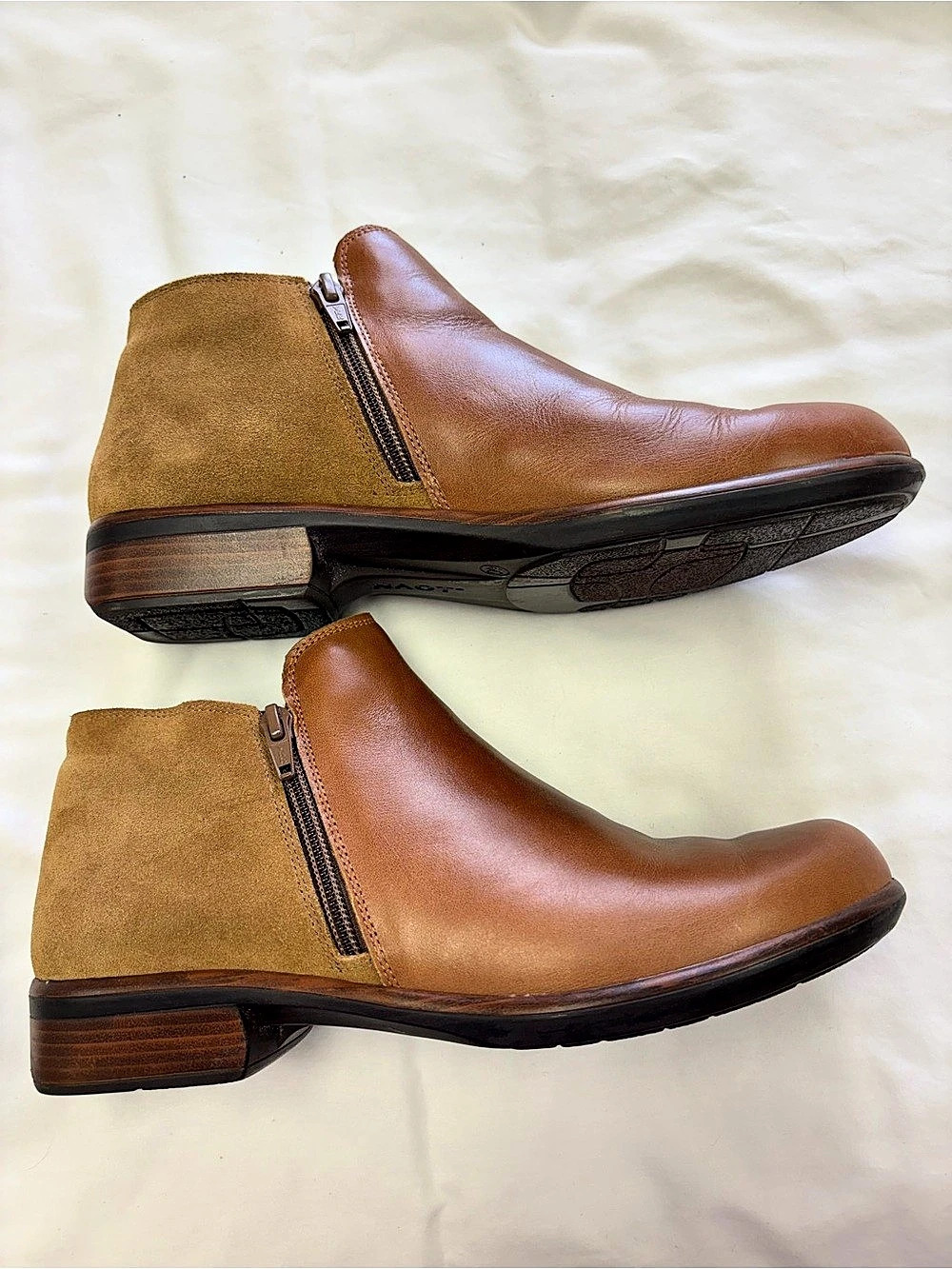 Naot Helm Ankle Boot Brown & Tan Zip Boots EUC EU 40